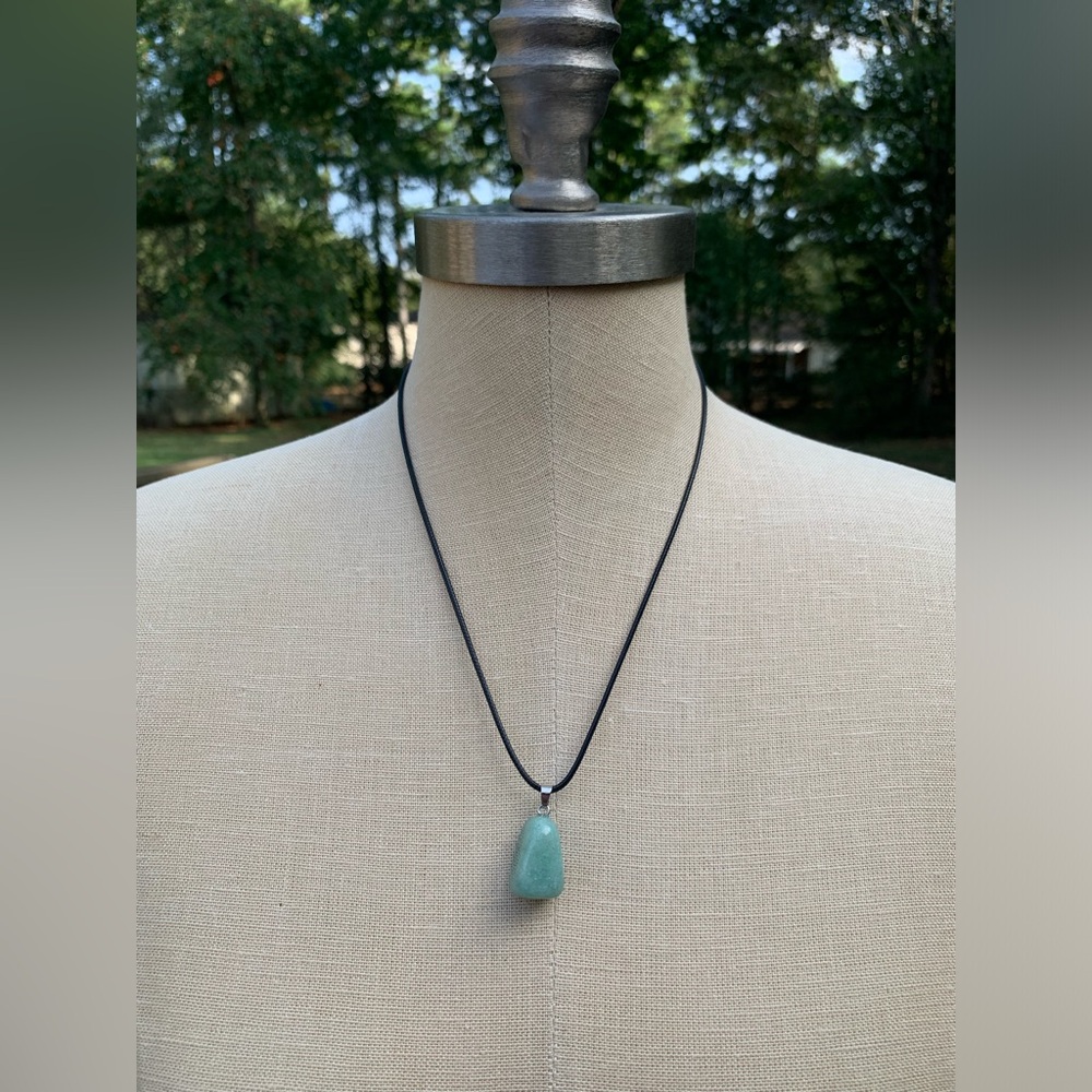 Handmade Genuine Stone Chunk Amulet Necklace - Picture 15 of 15